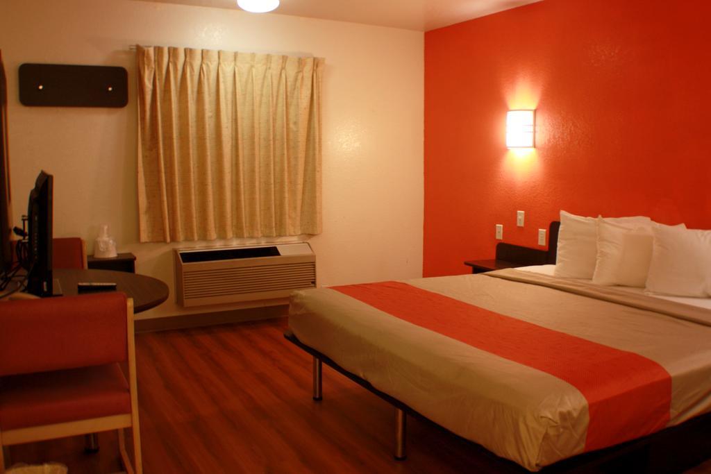 Motel 6 Little Rock South Eksteriør billede