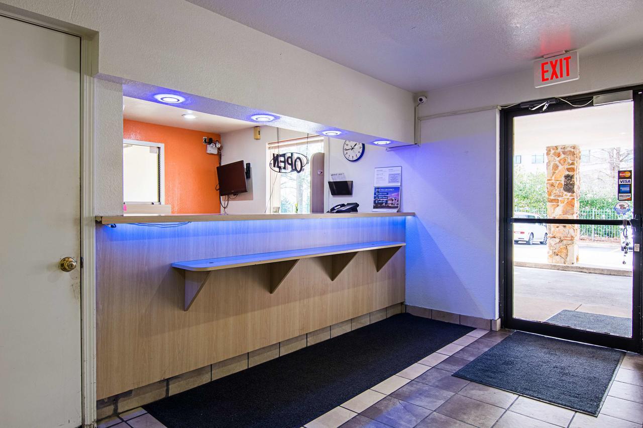 Motel 6 Little Rock South Eksteriør billede